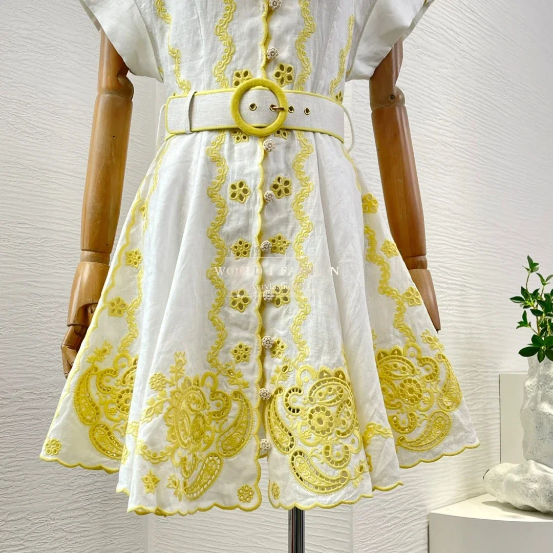 Reines Leinen, neuer Strandstil, Stickerei, Haken, Blume, hohl, Vintage, kurzärmelig, Damen, 2025, Urlaub, hochwertiges Minikleid