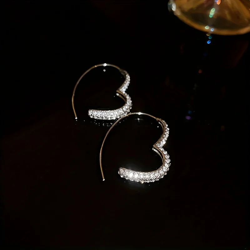1pair Exquisite Sparkling Heart-shaped Earrings For Girls, Christmas Holiday Gift