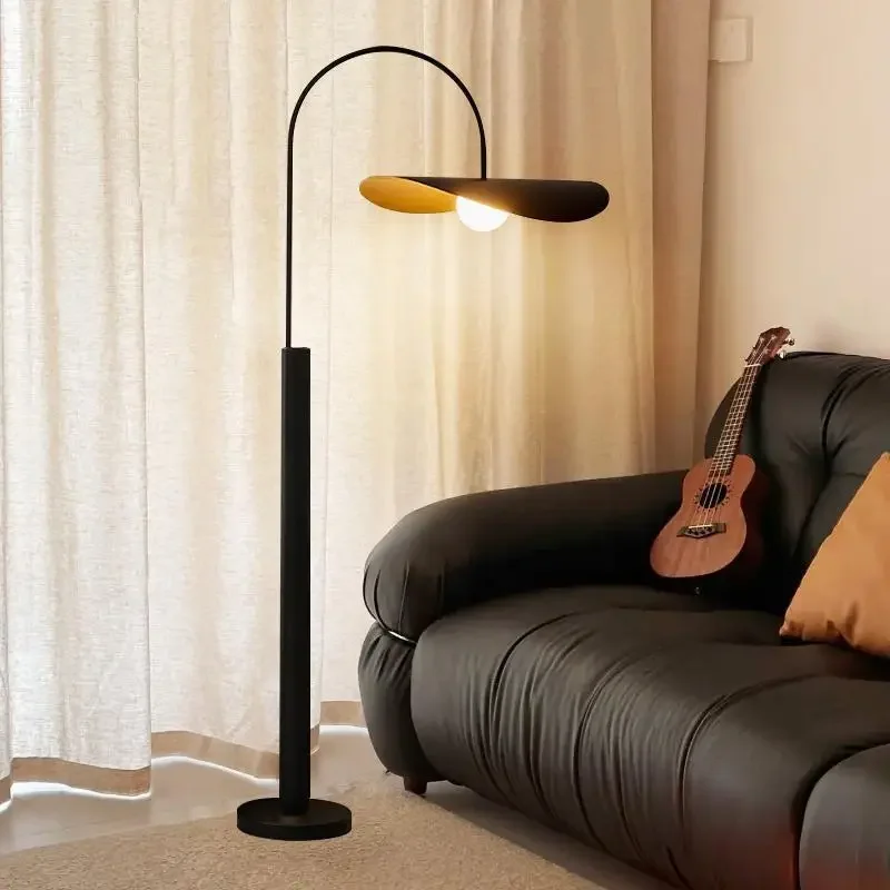 Canapé de salon, coin suivant, côté design premium, wabi-sabi, étude du vent, lumière d'ambiance de pêche