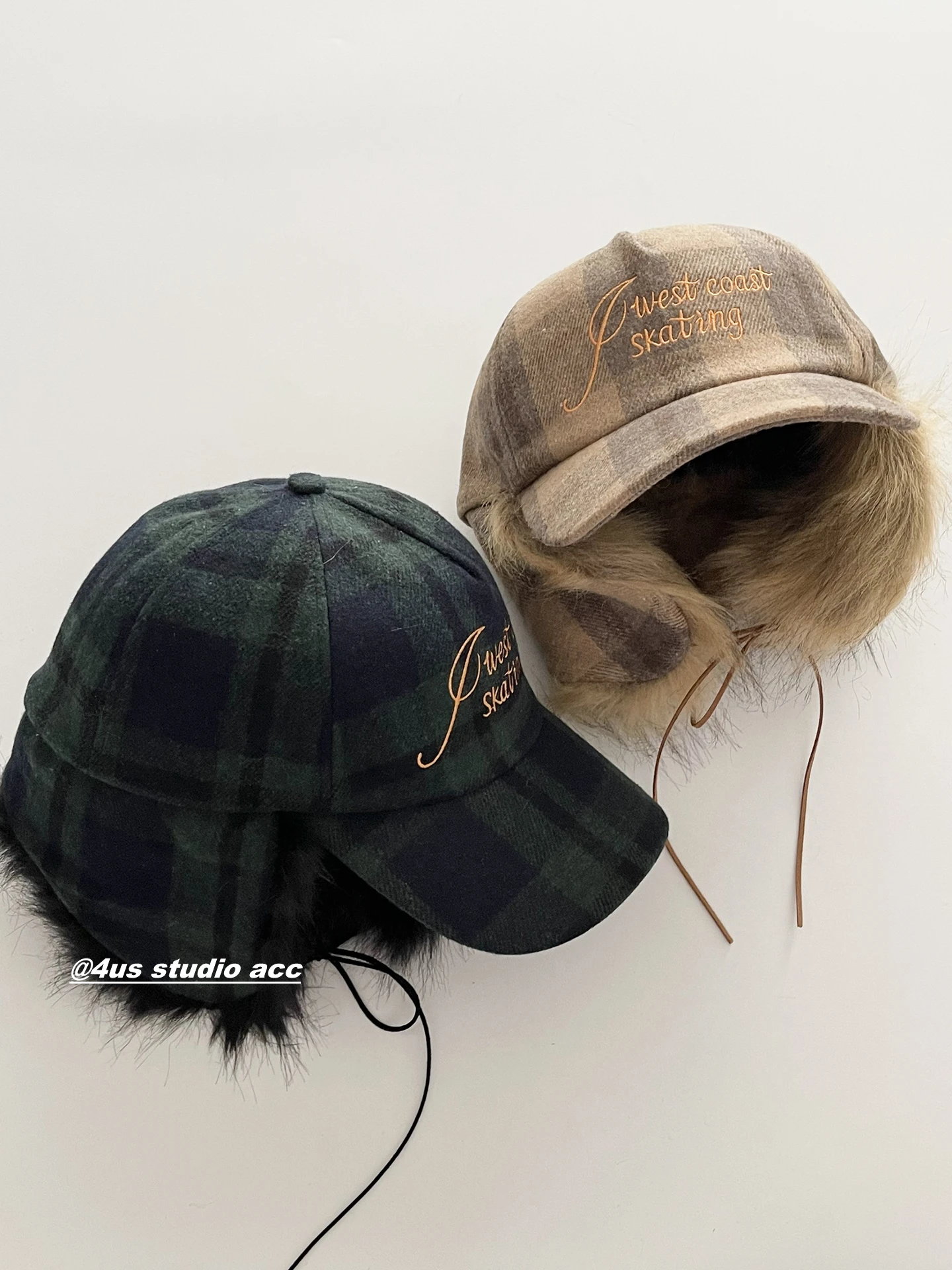 Plaid Thickened Plush Lei Feng Hat for Women, Autumn and Winter Warm Ear Protection Baseball Cap, Face Slimming Duckbill Cap