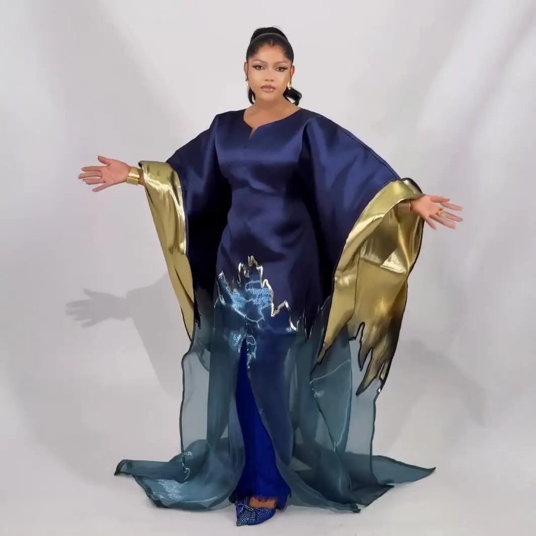 Lussuoso abito Boubou in tessuto per donna Abbigliamento africano alla moda con elegante coppia di decorazioni ricamate con lingerie di pizzo