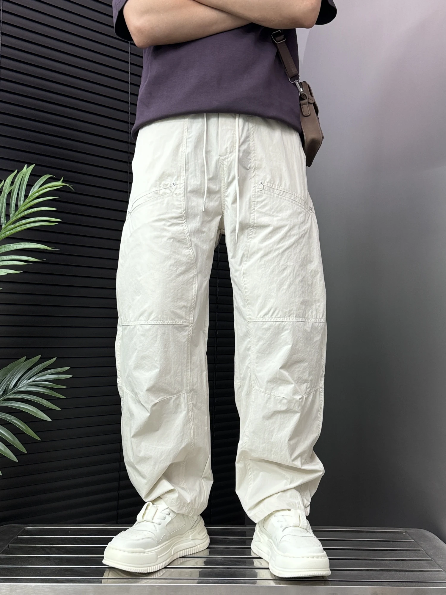 

Летние легкие рабочие брюки с несколькими карманами, мужские, новинка 2025 года, однотонные, свободные, прямые, повседневные, длинные брюки, модные, т. д.