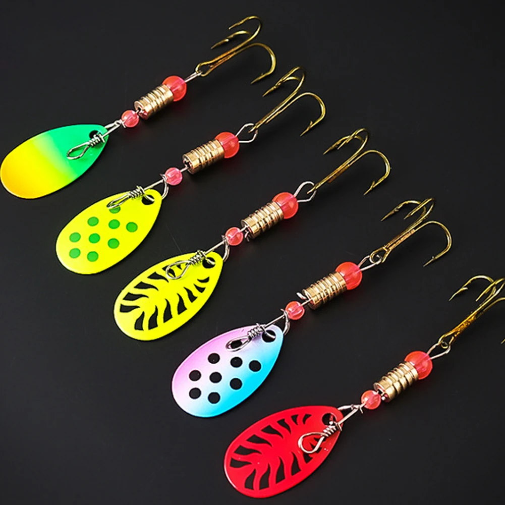 10 pz Cucchiaio di Metallo Spinner Richiamo di Pesca con Ami Alti Spoonbait Crankbaits 3g Cucchiaio Rotante Kit Regalo di Pesca per Papà Padre