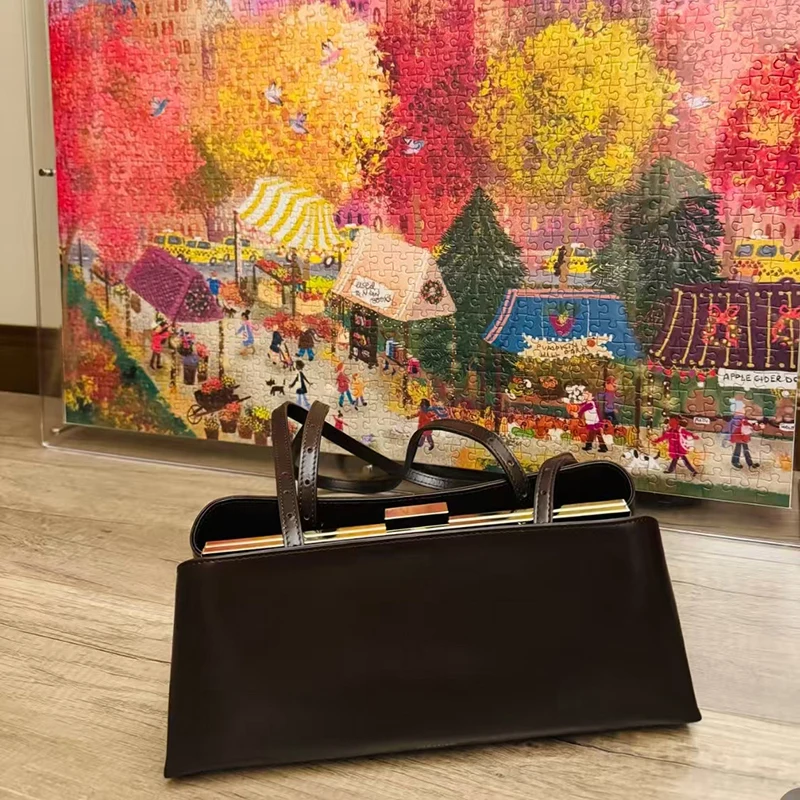 

Women Long Saddlebag Leather Clutch Bag Horizontal Square Handbag Magnetic Suction Clip Wallet Minimalist Shoulder Underarm Bag