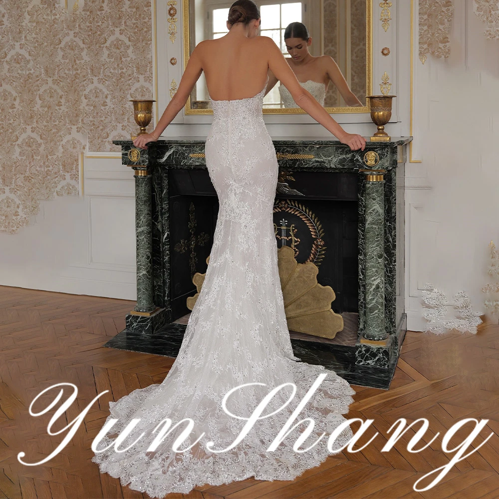 YunShang Maßgeschneidertes trägerloses Spitzen-Meerjungfrau-Hochzeitskleid, Brautkleid mit offenem Rücken, Schleppe, elegantes Design, zeitlose Silhouette – Detail 6