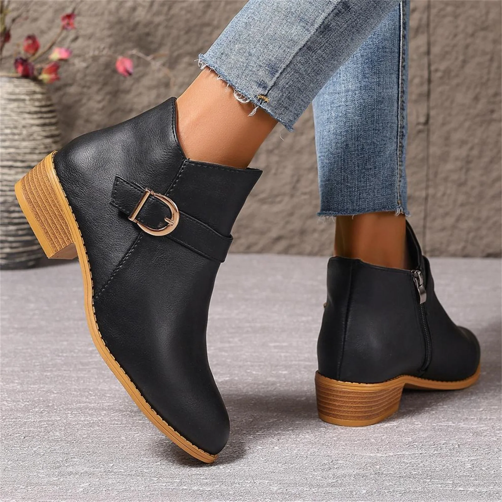 

Fashionable New Wear-resistant and Anti Slip Walking Boots for Winter Elegant Solid Color Comfortable and Casual Boots for Women