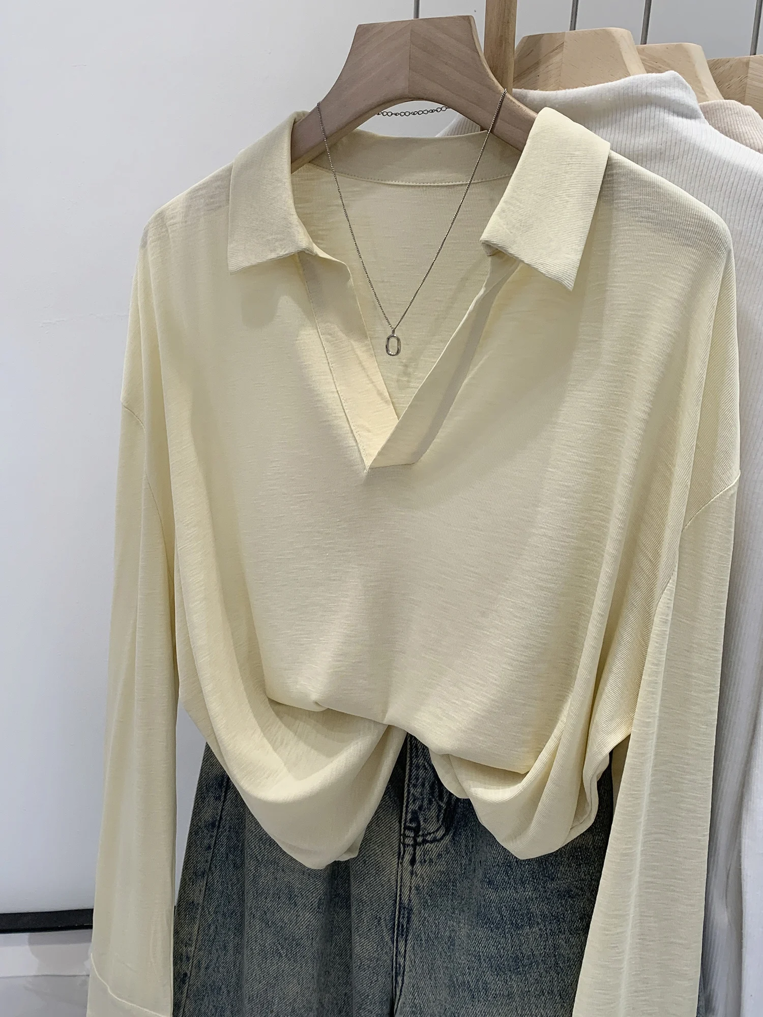 

Linen Silk Long Sleeve Shirt Women's V-neck Flip Collar Autumn New Style Unique Fashionable Top Breathable Comfortable Loose Fit