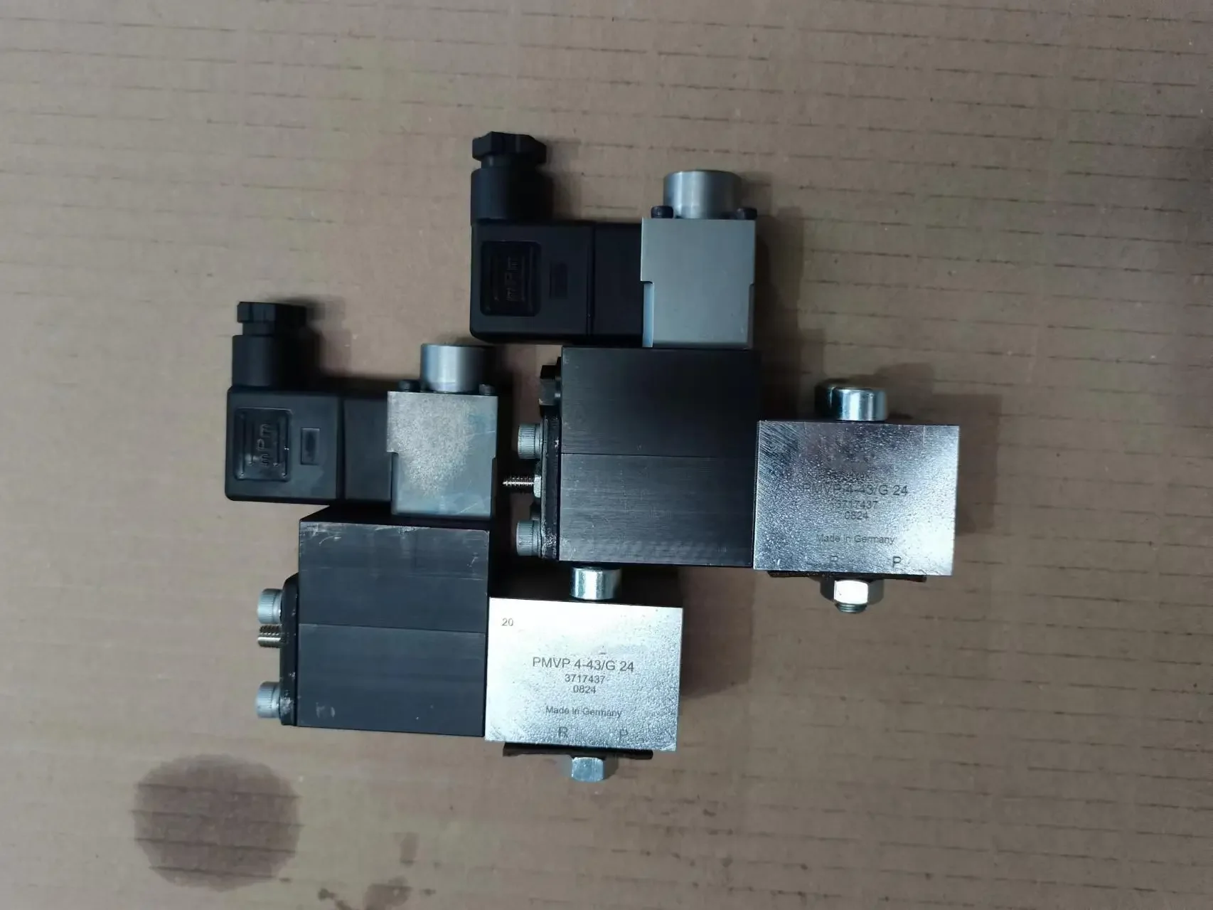 

Hydraulic Proportional Directional Valve PMVP45-42-G24 PMVP 4-43/G 24