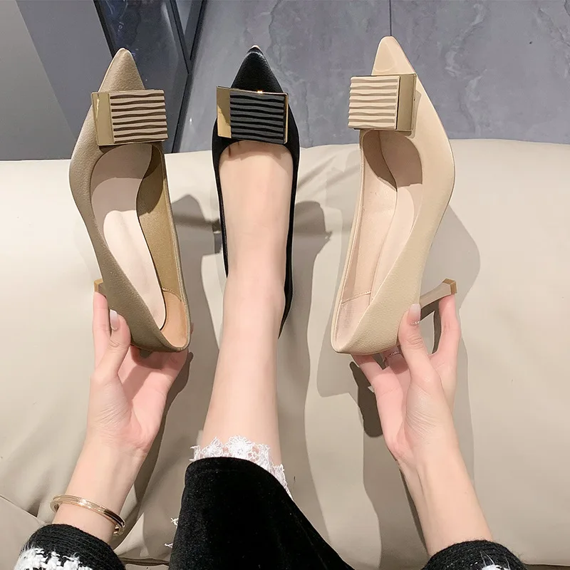 

2024 New Temperament High Heels Female Pointed Head Shallow Mouth Design Sense Slim Heel Single Shoes Fashion Women's Shoes