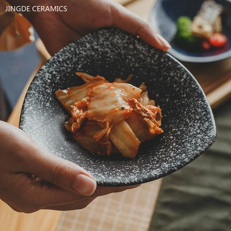 Prato triangular japonês para lanches, prato criativo para salada de sobremesa, pratos de cerâmica para frutas, pratos de jantar domésticos, utensílios de mesa de porcelana