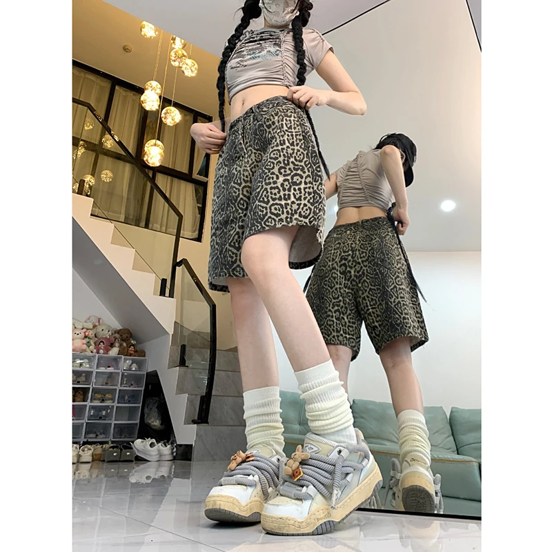 Vintage Leopard Camouflage Casual Fashion Shorts Men and Women Straight Versatile Niche Short Pants Female Summer