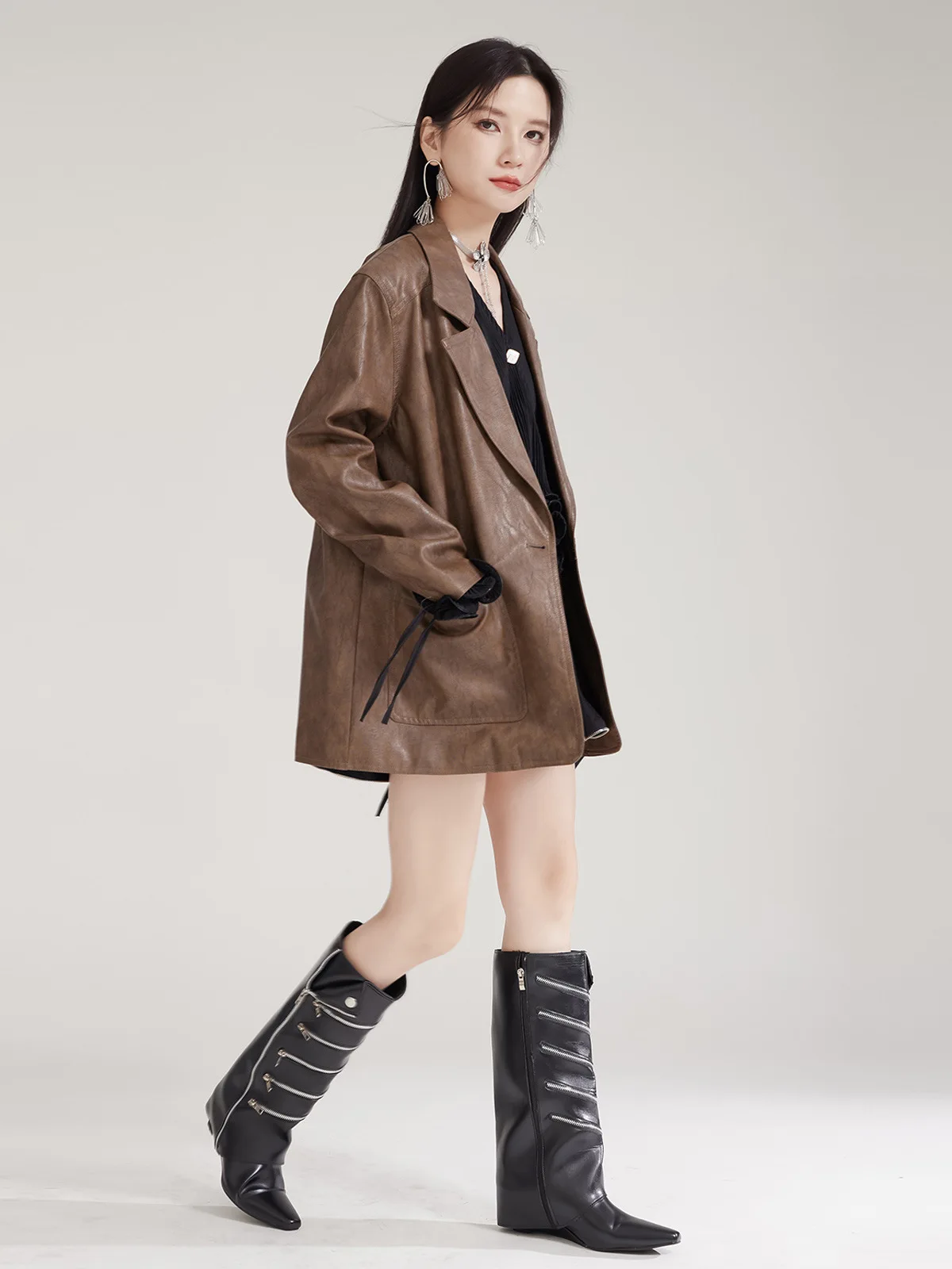 Jaqueta Feminina Nova Coleção Primavera 2026: Casaco Solto de Couro PU Estilo Retrô Americano Casual