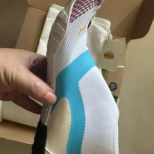 أحذية Suicoke-Vibram Five Fingers ، المشي لمسافات طويلة ، الرحلات ، في الهواء الطلق ، أحذية الجر الرطب ، Urban Park ، Climb أفضل 8 أحذية رياضية Vibram Five Fingers مبيعا - رقم 1