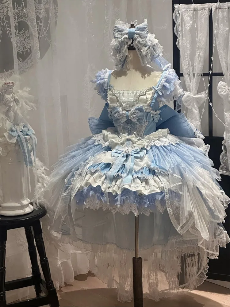 A short and student coming-of-age birthday dress for wedding