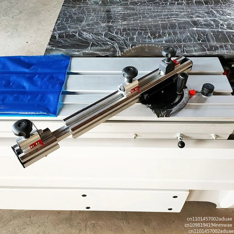 Telescopic Angle of The Precision Push Table Saw Is Based on The Mountain Woodworking Telescopic Angle Ruler