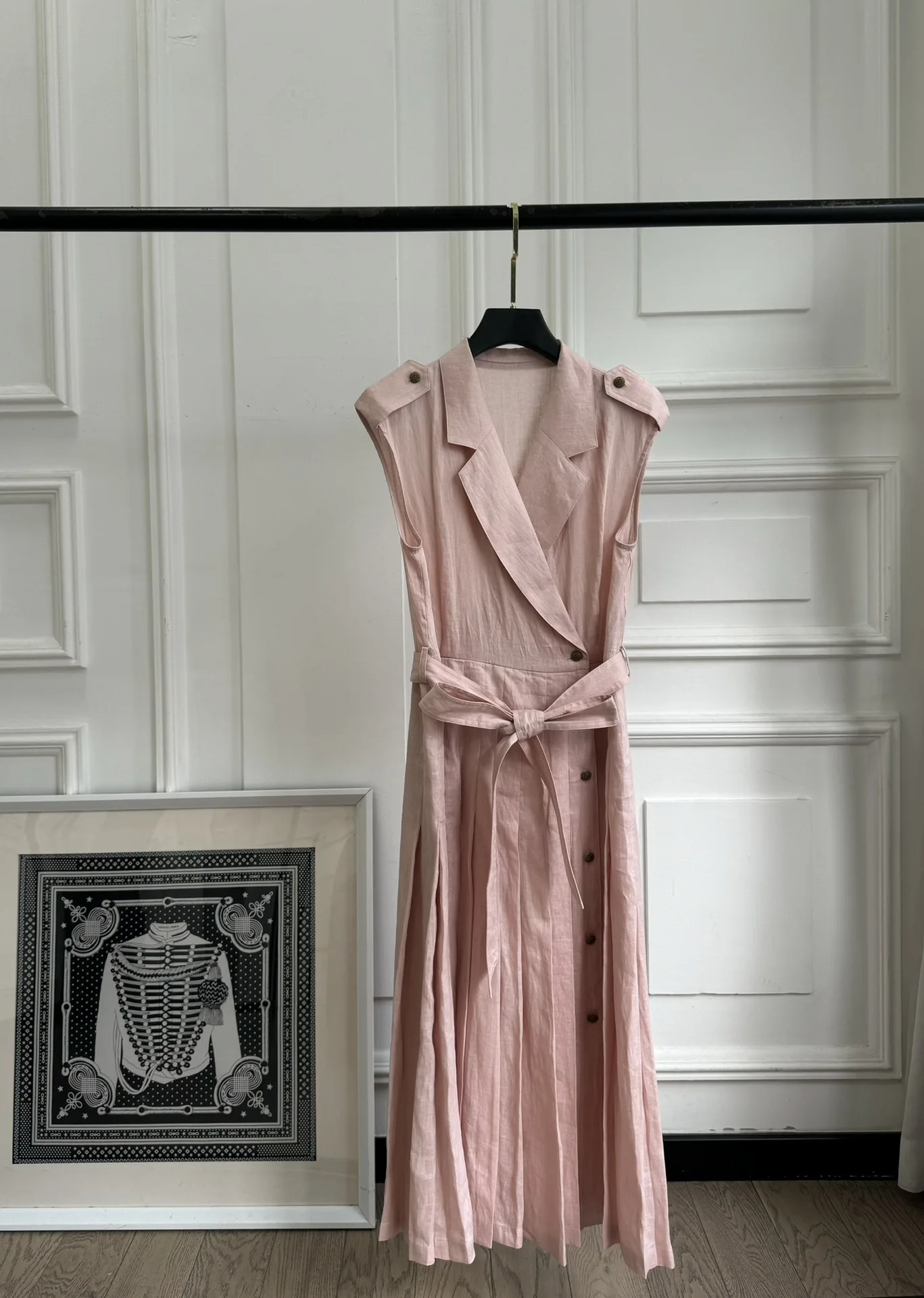 2026 Spring/Summer New High-end Sleeveless Turn-down Collar Linen Pleated Dress
