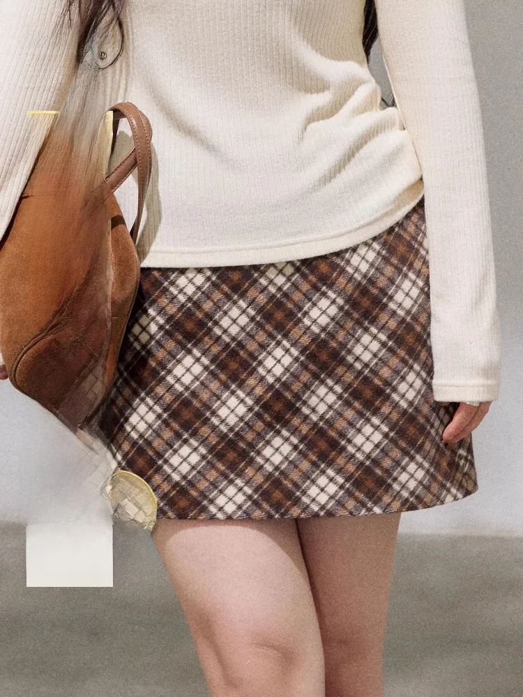 

Зимняя короткая юбка больших размеров для полных женщин в корейском стиле, с высокой талией, модная, в клетку, готовая к носке на каждый день