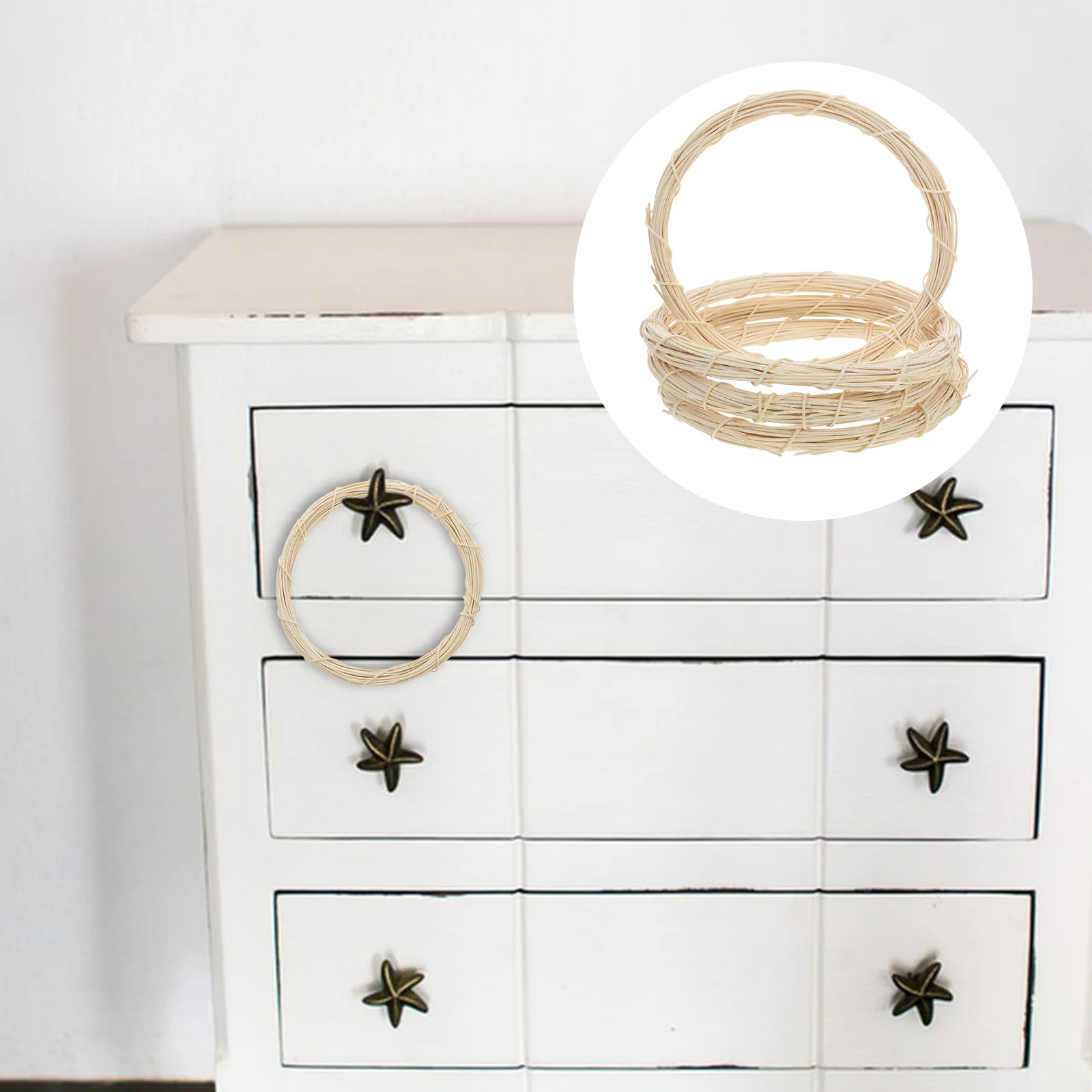 

4Pcs Rattan Wreath Beige Rustic Circle Ring Decorative Perfect for Door Wall Wedding Party Holiday Craft Supplies