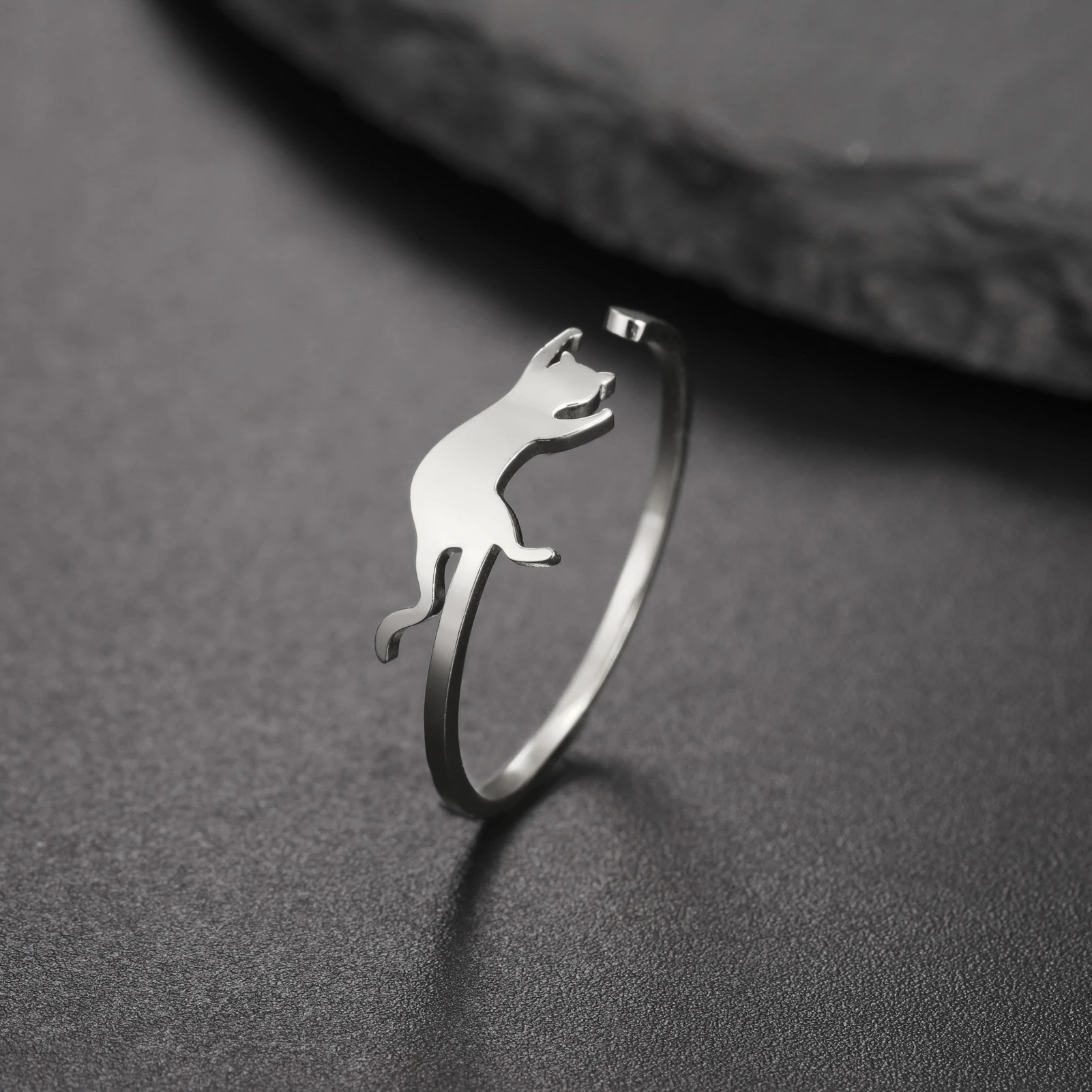 Милая-играя-кошка-кольца-Регулируемая-нержавеющая-сталь-минималистский-кольцо-женщины-мода-котенок-животное-ювелирные-изделия-подарки-оптом