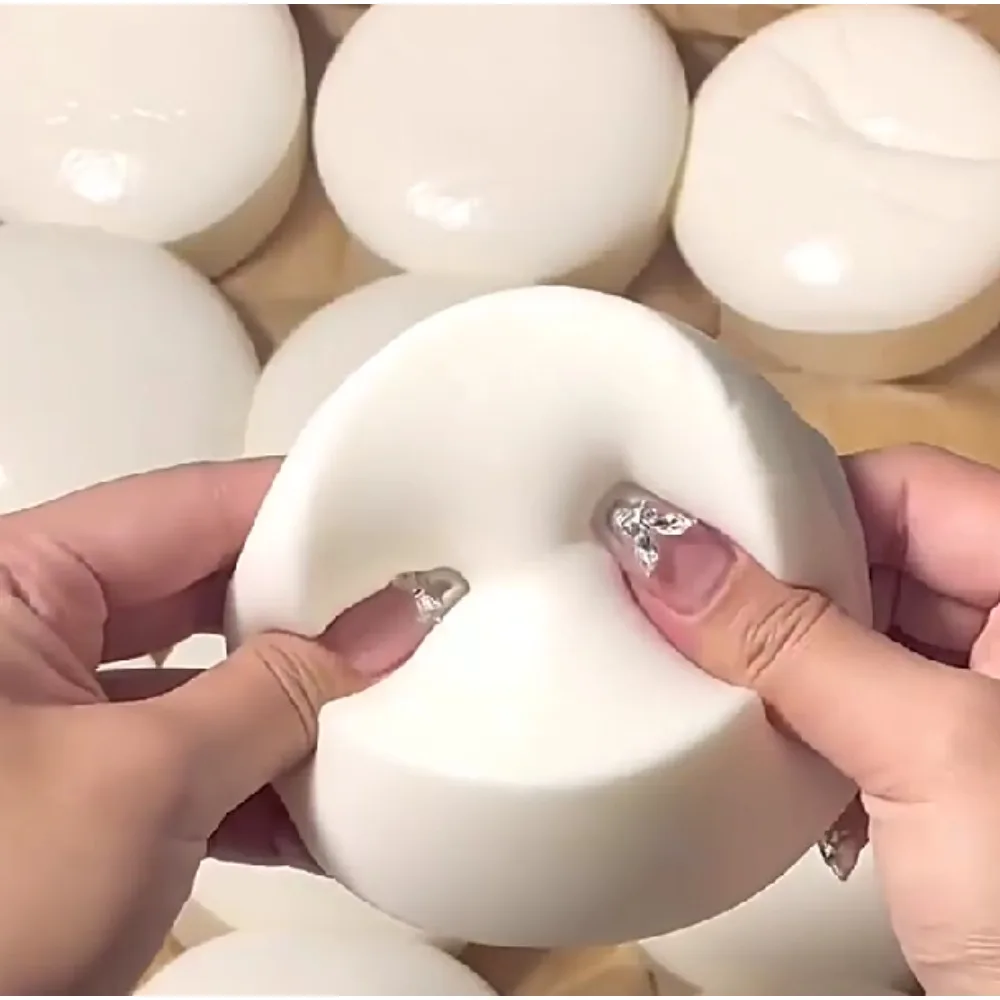 ของเล่นบีบเค้กโยเกิร์ต Taba Squishy ของเล่นบีบคลายเครียดแบบนุ่ม บีบแล้วคืนรูปช้า ของเล่นเสริมพัฒนาการสำหรับเด็กและผู้ใหญ่ ของขวัญเพื่อการผ่อนคลาย