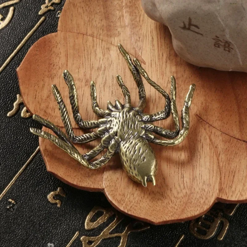 

Vintage Copper Spider Figurines Miniatures Desktop Ornament Decorations Crafts Simulation Animal Tea Pet Collection Home Decors