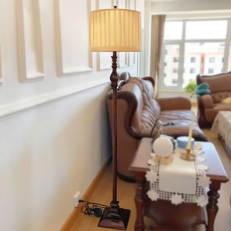 European-Style Floor Lamps for the Living Room and Bedroom, Nordic Retro Bedside, Simple Fashionable Hotel Decoration