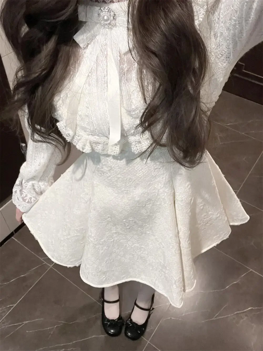 2025 春の新作ヴィンテージスタイルの女性のドレス長袖弓ディテールフレア裾スリムフィット快適なパーティードレスエレガントな服