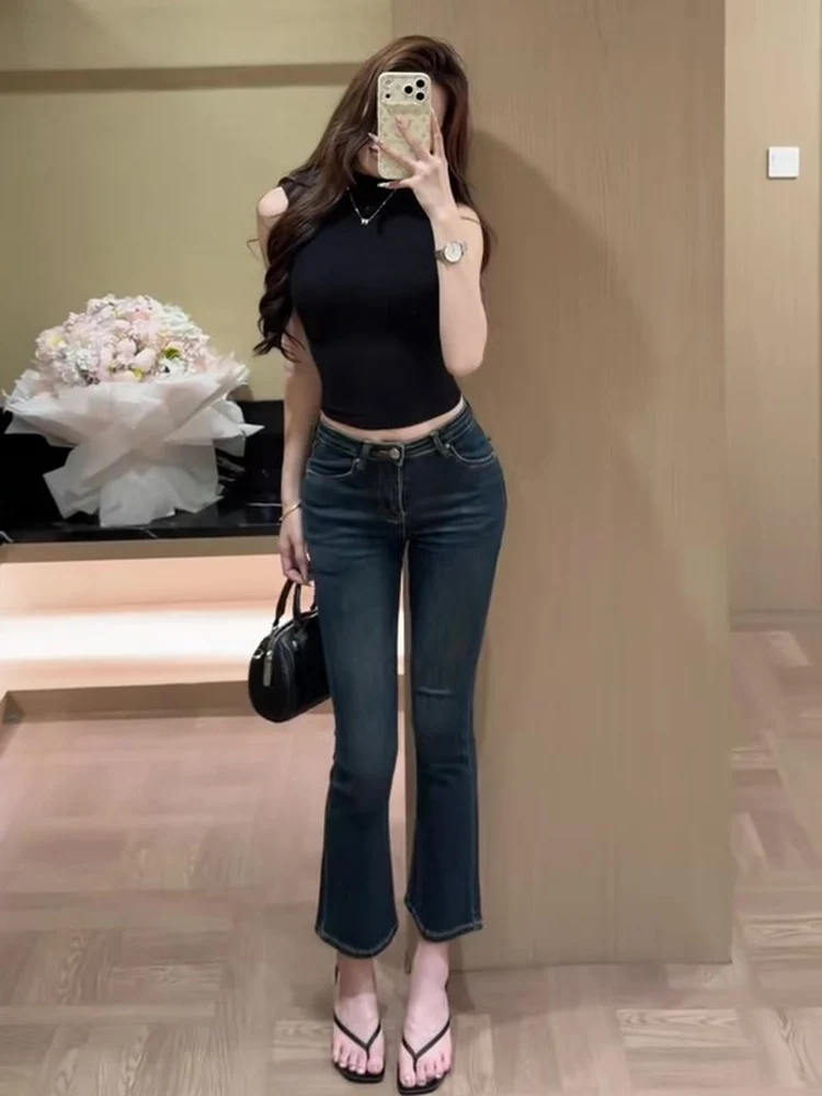 Retro Hong Kong Style Slim Fit Flare Denim Jeans Women's New Fall 2026 Millennium Fashion Hot Girl Nine Point Pants