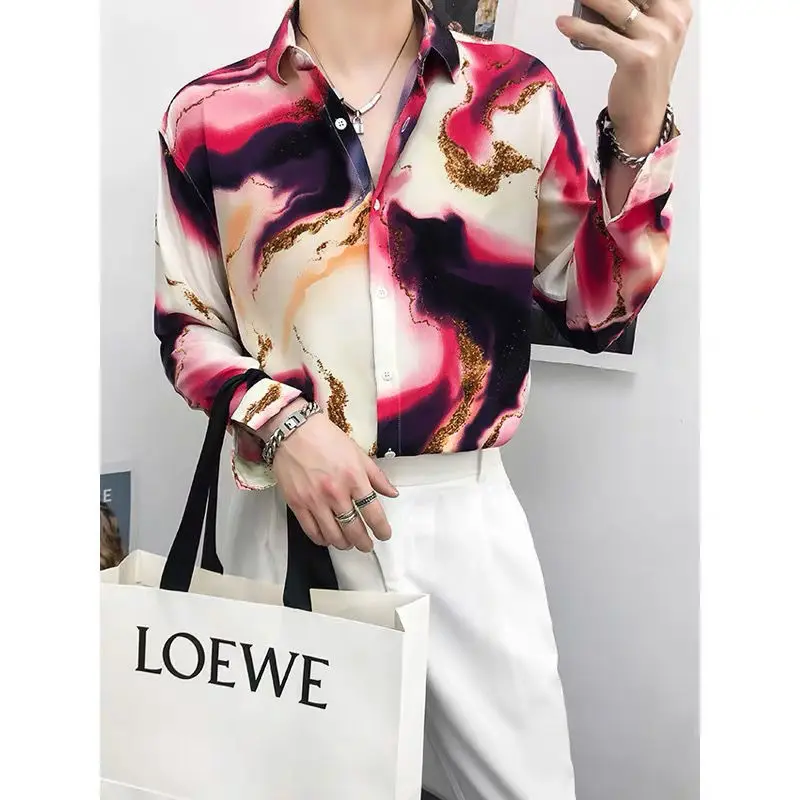 Fashion Lapel Button Korean Printed Gradient Shirts Men\'s Clothing 2024 Spring Summer New Loose Casual Tops All-matc Shirts