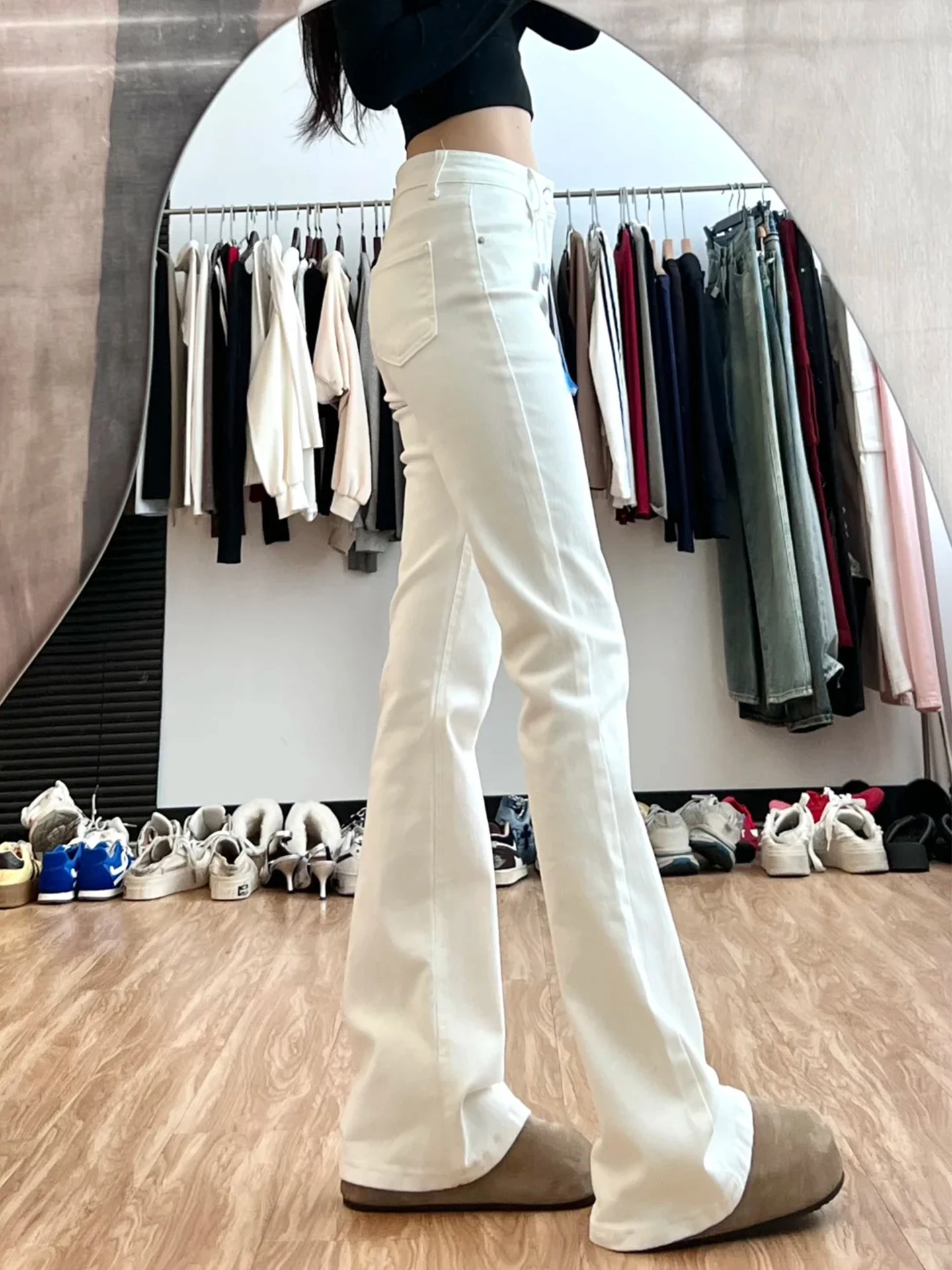 

Thickened Fleece Winter High Waist Bell Bottom Jeans Women's Retro Style Warm Cotton Denim Slim Fit Bell Pants Casual Wear