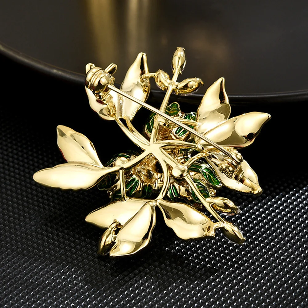 Lotus Lotus Root Rhinestones Brooch for Women Tassel Pin Corsage Coat Suit Accessories Jewelry Gifts Wholesale