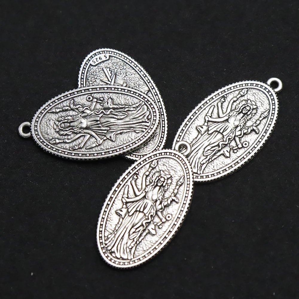 4pcs Double Sided Hecate Goddess Charms  Triple Moon Wheel Pendant Wicca Witch Occult DIY Necklace Bracelet Jewelry Supplies