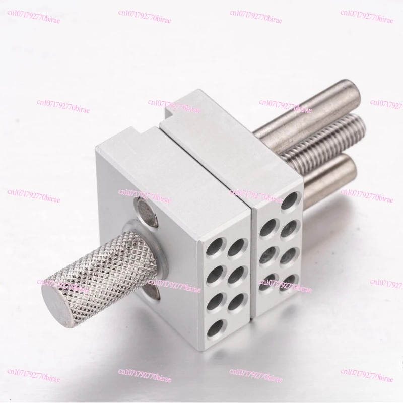 

Handheld Metal Mini Pliers, Model Making, Painting Modification Clamping Tool, Figure Coloring Fixture