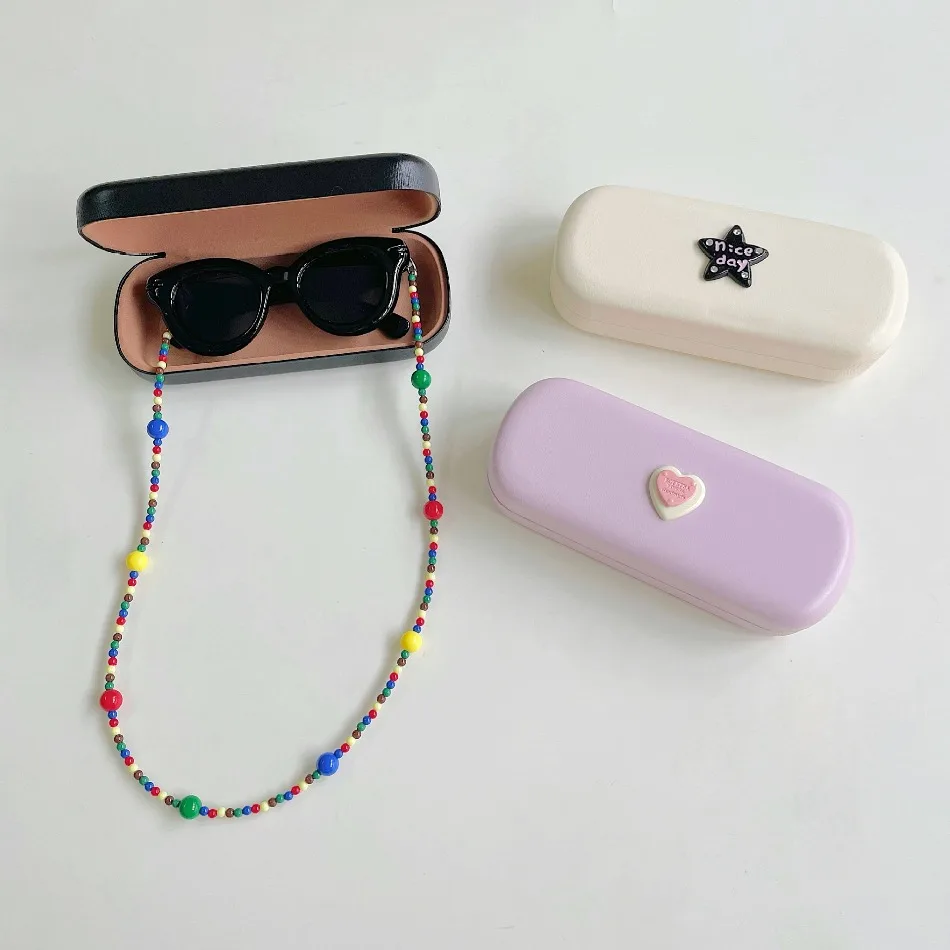 Cute Girls Heart Shape UV400 Sunglasses Set with Beaded Chain and Storage Box  Eyewear Kit for Toddlers Beach Daily Wear BT14 view 2