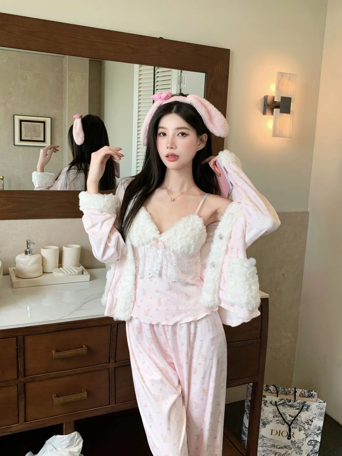 vetements-d'interieur-chauds-pour-femmes-ensemble-trois-pieces-a-manches-longues-style-court-et-sexy-avec-bretelles-et-coussinets-de-poitrine-en-velours-d'ile-pour-l'automne-et-l'hiver