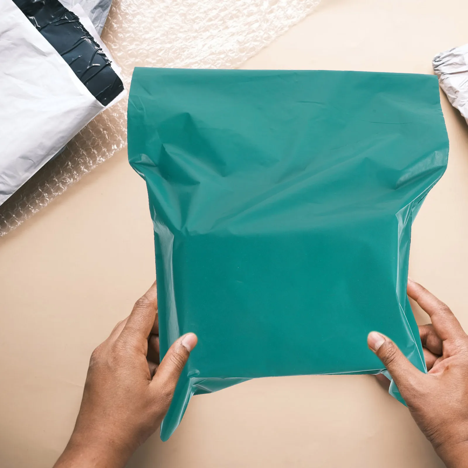 

Waterproof Express Bag Packaging Bags for Small Business Package Shipping Clothes Plastic Mailer