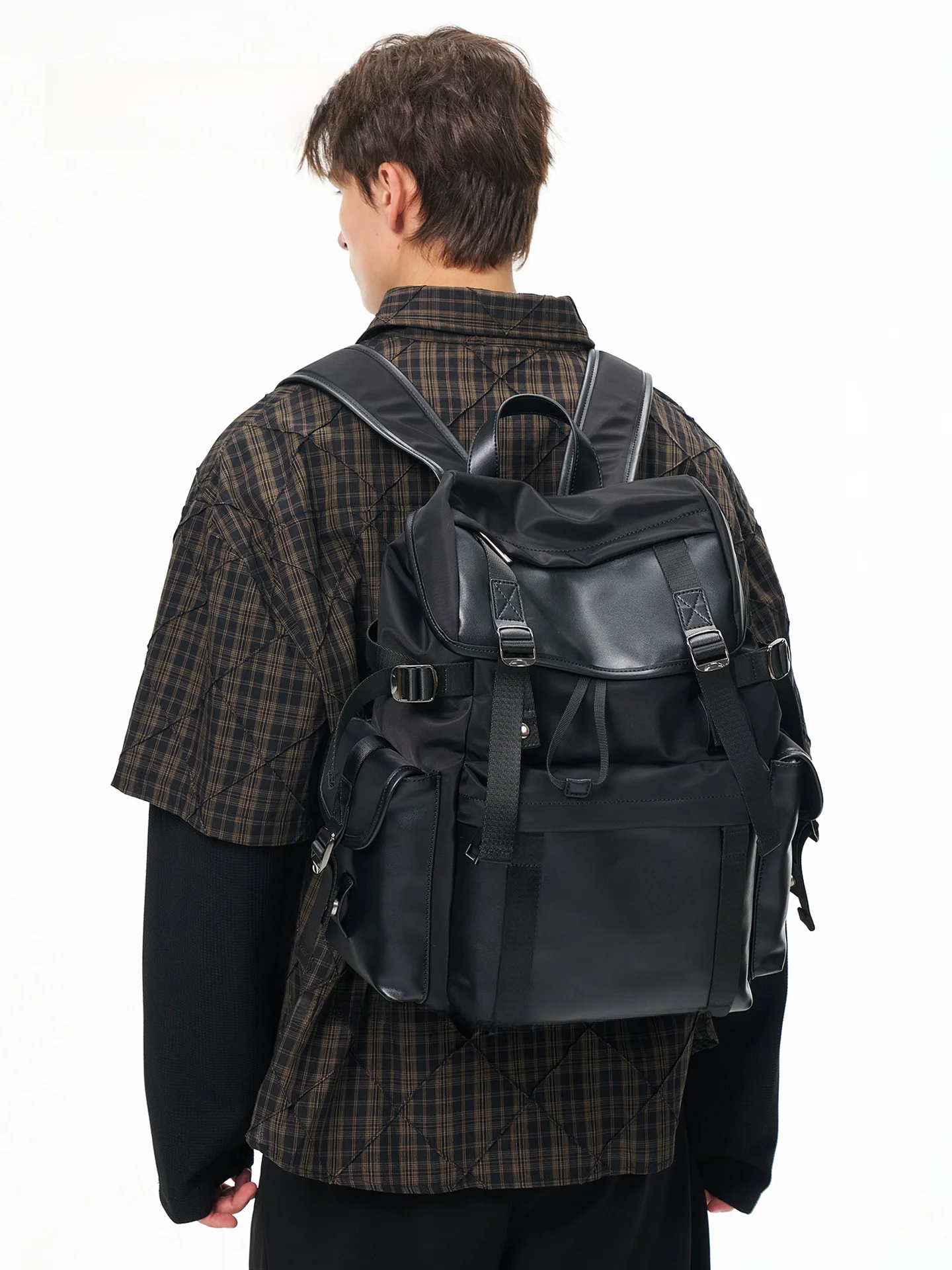 Nesbit Trendy Men's Backpack Large Capacity Commuter Laptop Bag Casual Leisure Student Bookbag Waterproof Polyester Material