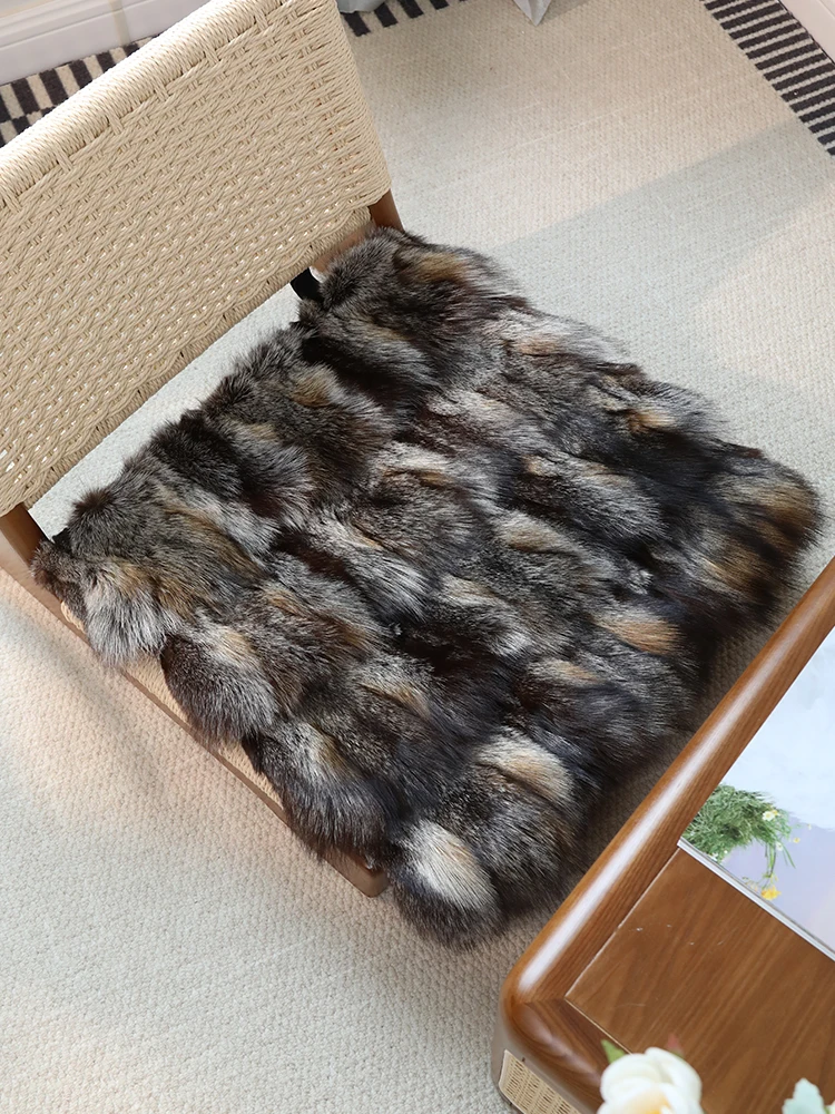 High-end fur fox fur cushion natural color square chair cushion car cushion single sofa cushion Black gray cushion 47cm * 47cm