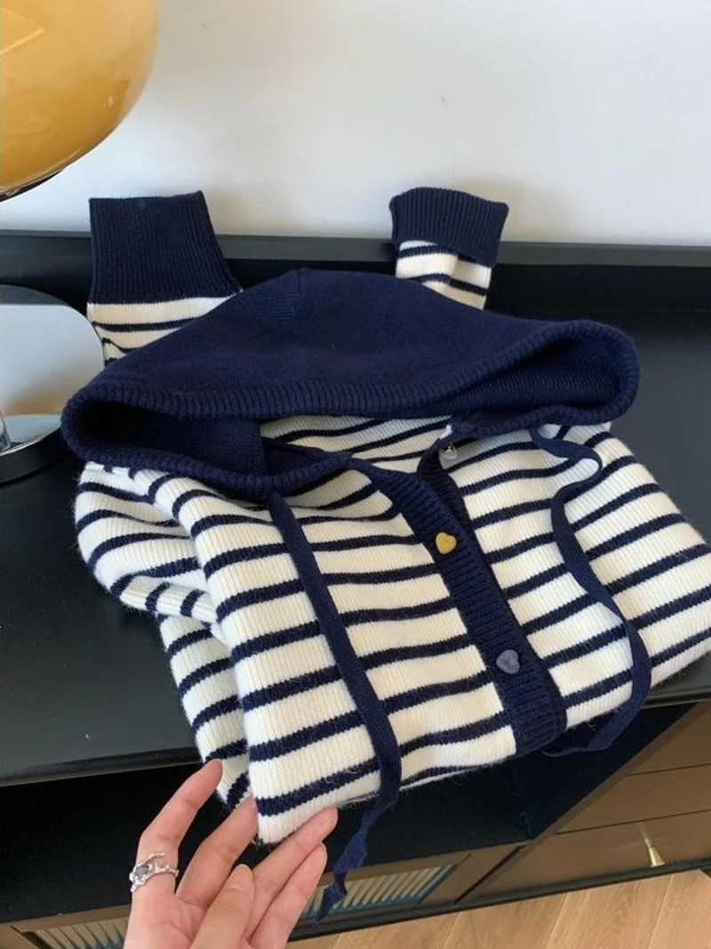 

Корейский шикарный полосатый вязаный открытый кардиган с капюшоном, свитер, женская осенне-зимняя свободная повседневная верхняя одежда для ленивых