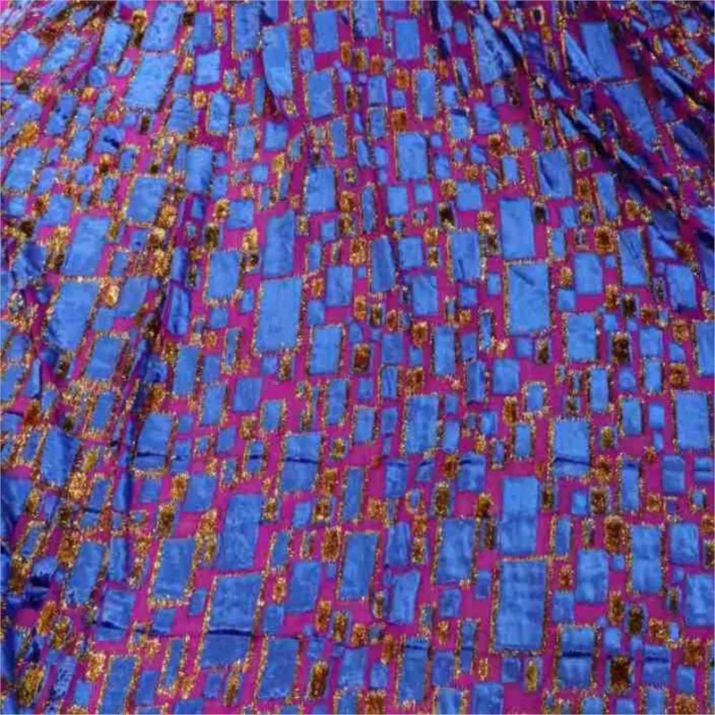 

Высококачественное платье на заказ и Cheongsam из тканой бархатной парчовой жаккардовой вискозы.