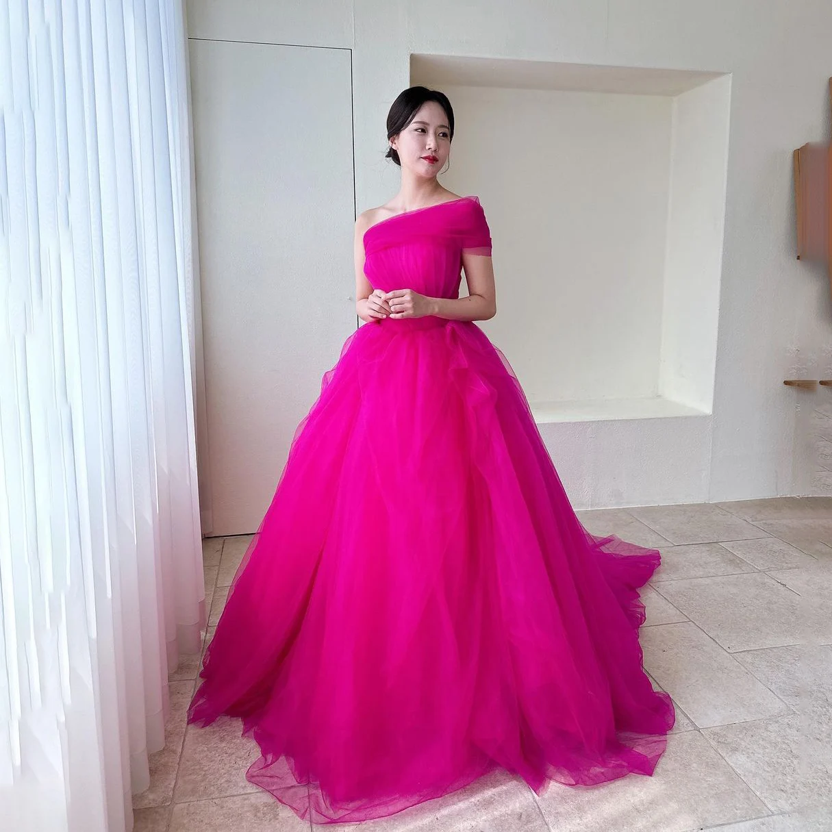 OEING One Shoulder Korea Garden Evening Dresses Pleat Sleeveless Formal 프롬드레스 Floor Length Elegant Prom Gowns Party Women Bride