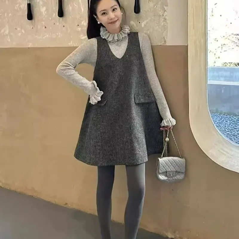 Anti-Aging Winter Grey Wool Blend Vest Dress Women's Elegant Trendy Shoulder Strap Simple Commuter Style Casual Midi Dress