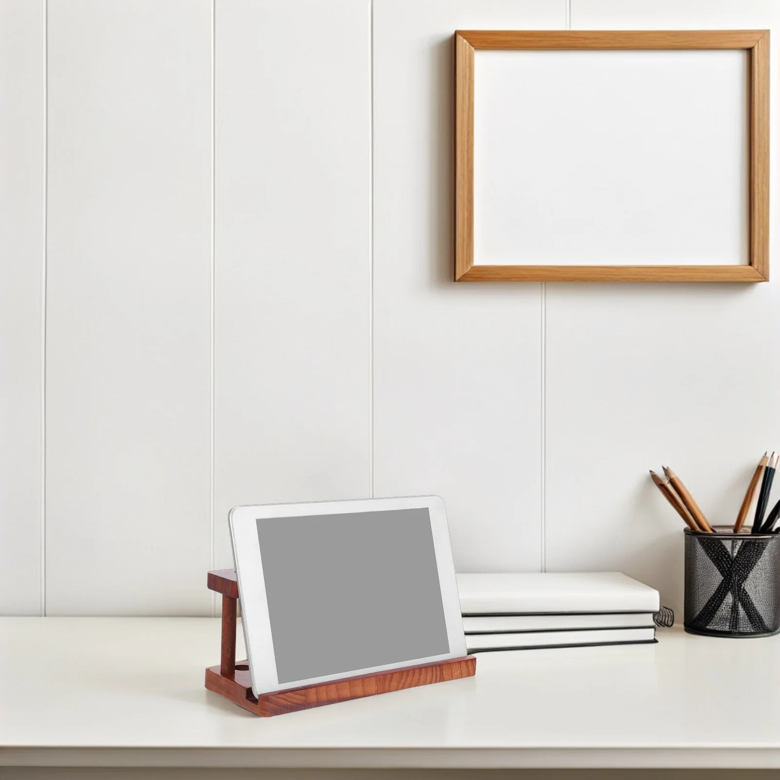 

Wooden Pen Holder Phone Stand Desk Organizer Multifunctional Vintage Style Pencil Holder Storage for Office Study