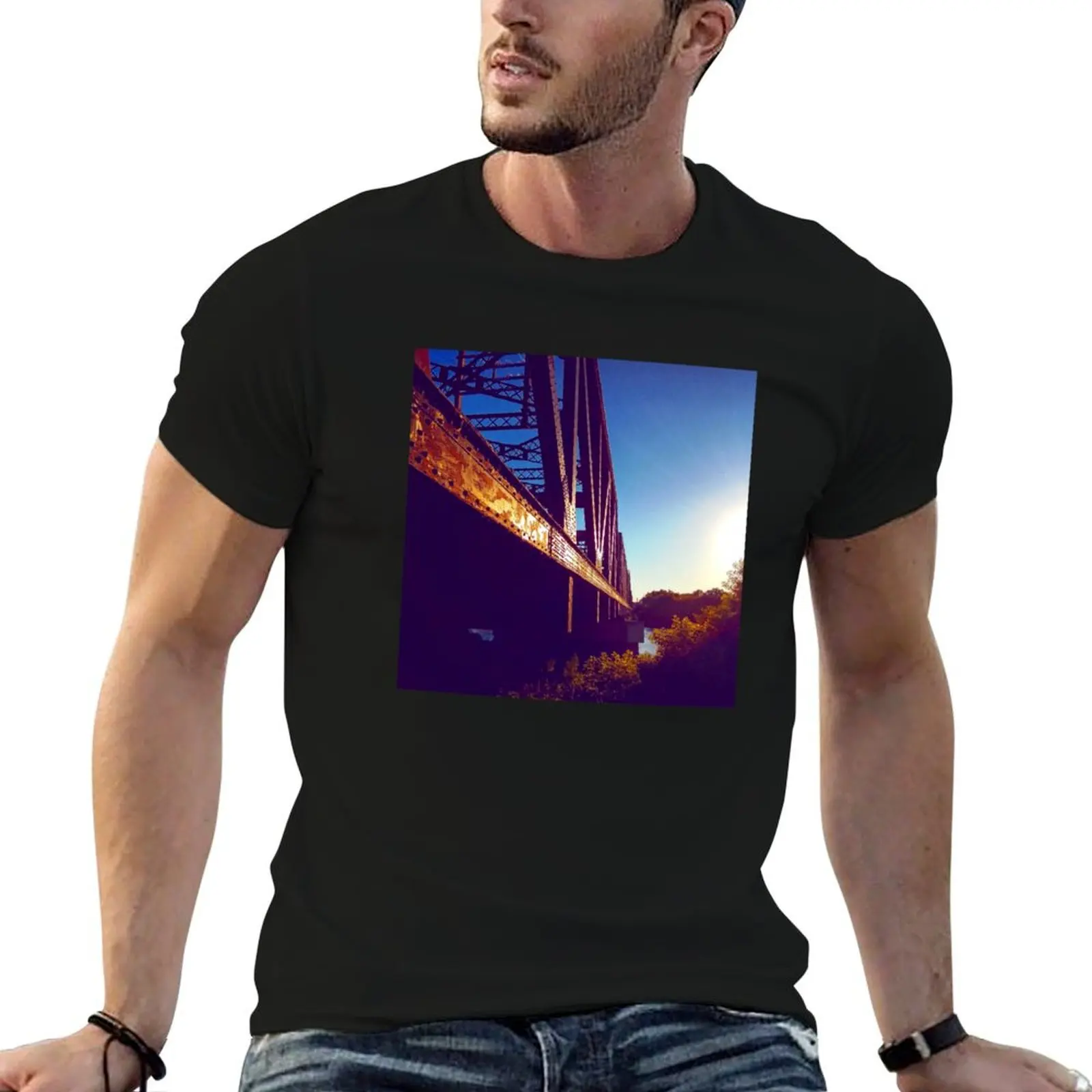 

Train bridge T-Shirt man t shirt cotton high quality t shirts for man graphic funny T-Shirt