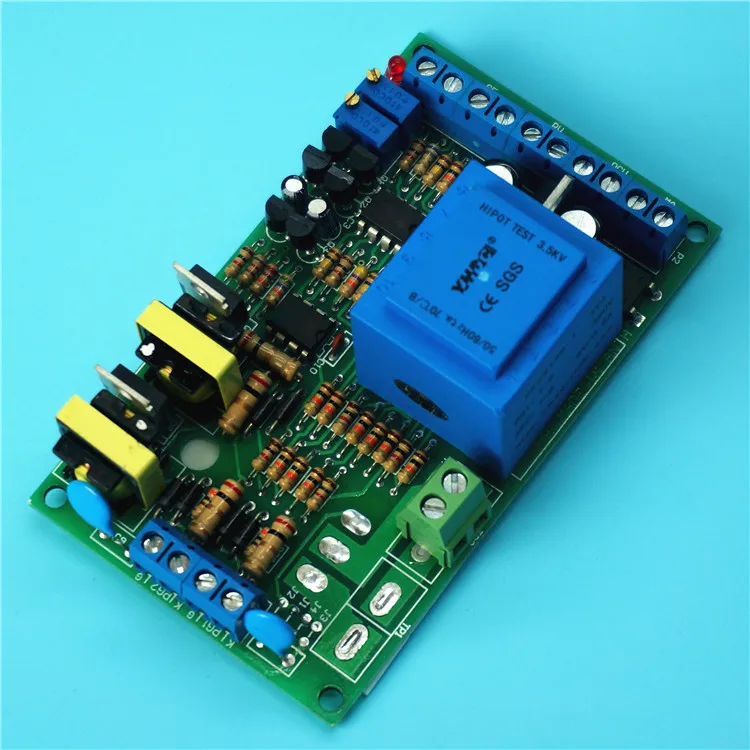 

Trigger Board AT3801-1 1-5V 4-20mA Control 0-380V Single Phase Thyristor Phase-shifted Voltage Regulation