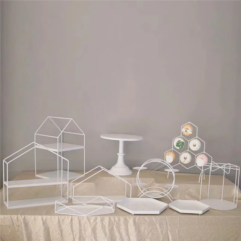 

Белая подставка для десерта в европейском стиле, многоуровневая витрина для торта для свадебного приема и послеобеденного чая, сервировочный стол для банкета-шведского стола