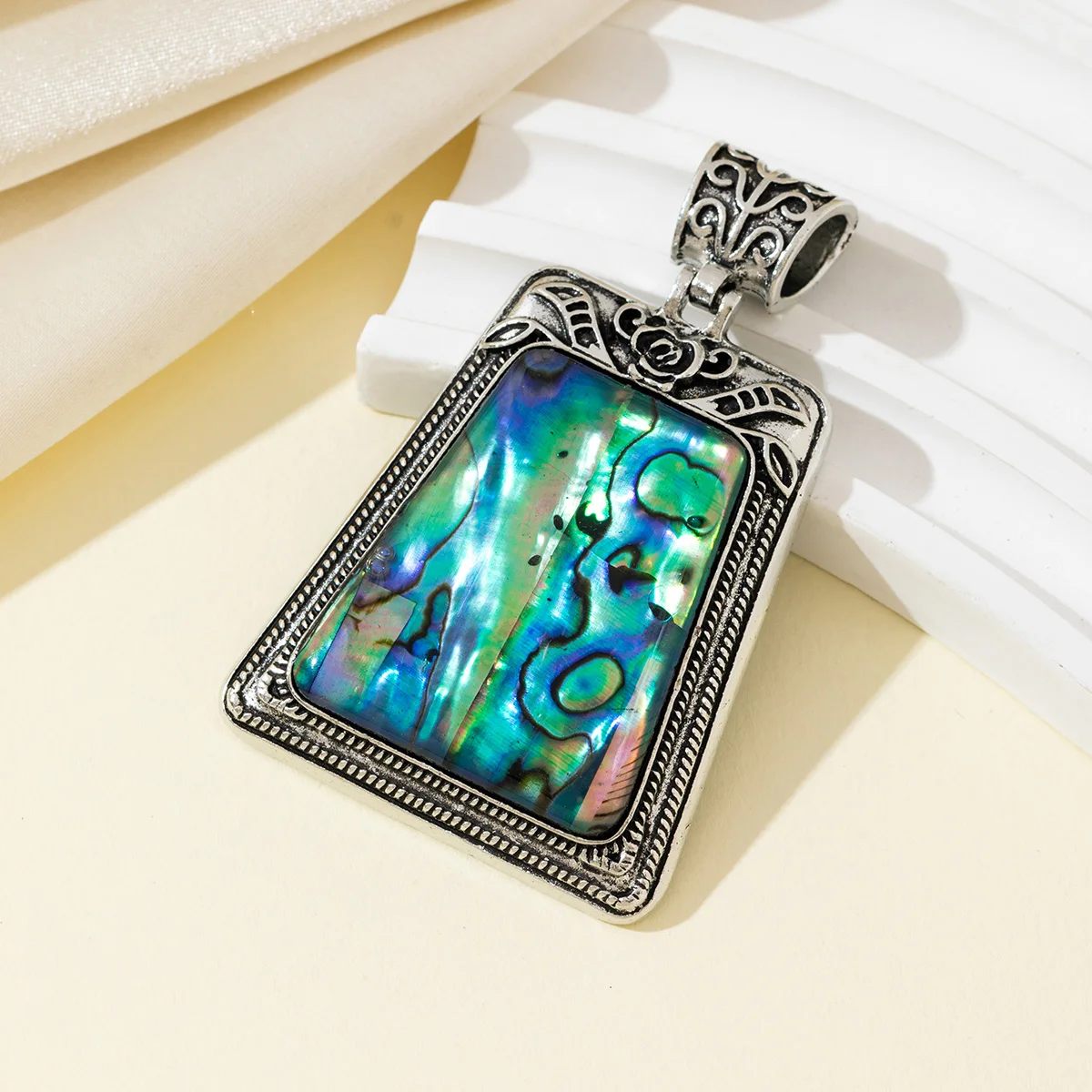 1pc 47x40mm Abalone Shell Pendant Trapezoidal Natural Shell Semi-Finished Charms for Jewelry Making DIY Necklaces Accessories
