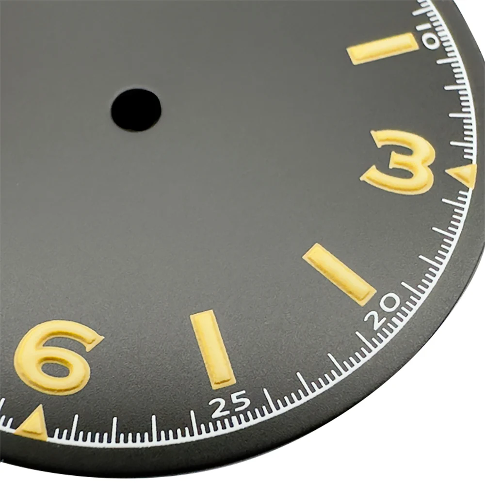 

Watch Modify Parts 28.5mm Black Sterile Dial Green Luminous Marks Suitable For NH35/36 Automatic Movement