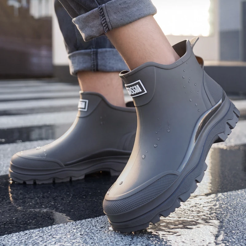 New Men Waterproof Rain Boots Ankle Length Non Slip Rubber Shoes Lightweight Garden Work Boots Removable Inner Outdoor Footwear