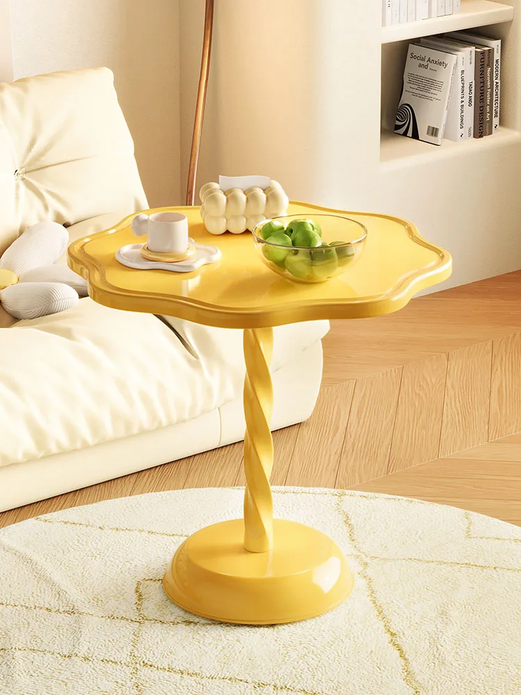 Creative Storage Side Table Sofa Home Small Coffee Tables Balcony Simple Storage Rack Petal Nightstand Living Room Tea Tables